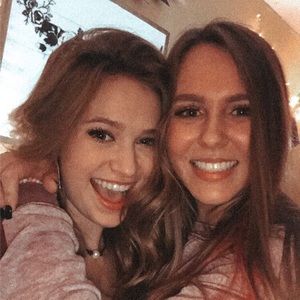 Meet your Posher, Laney